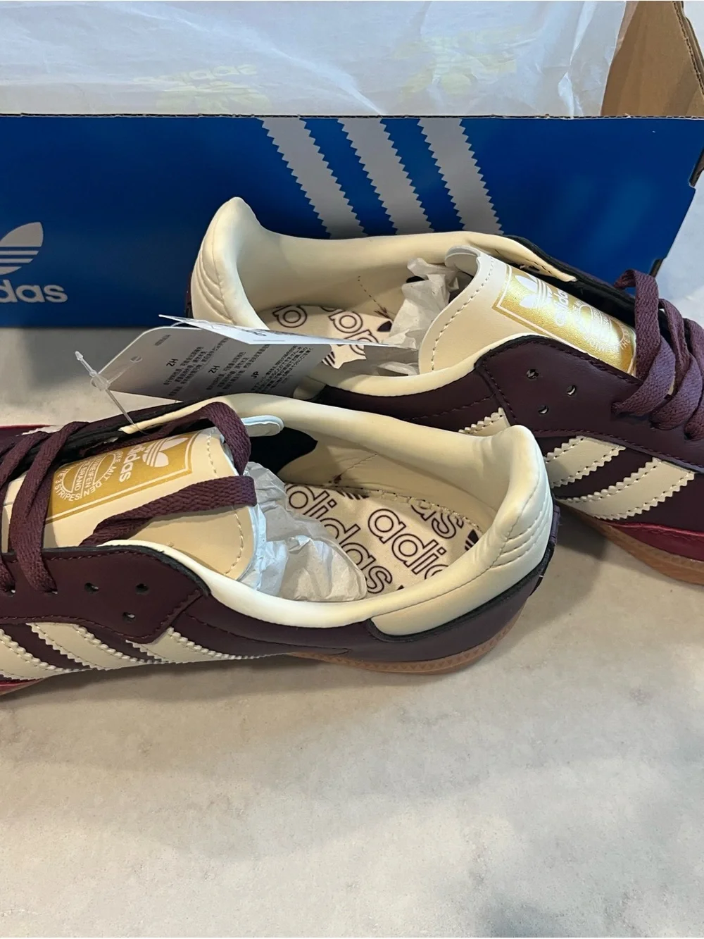 adidas Samba Men's Sneakers in Burgundy and Cream men’s 7.5 women’s 9.5